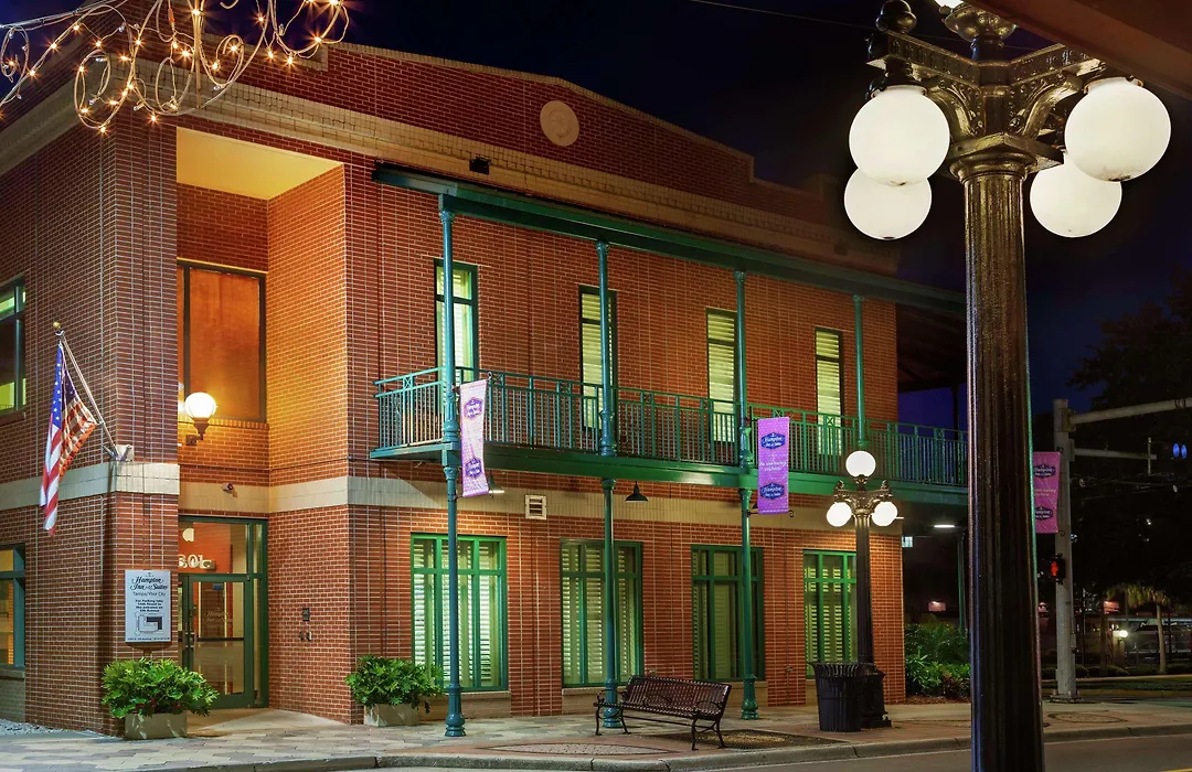 Hampton Inn & Suites Tampa Ybor City Downtown-1